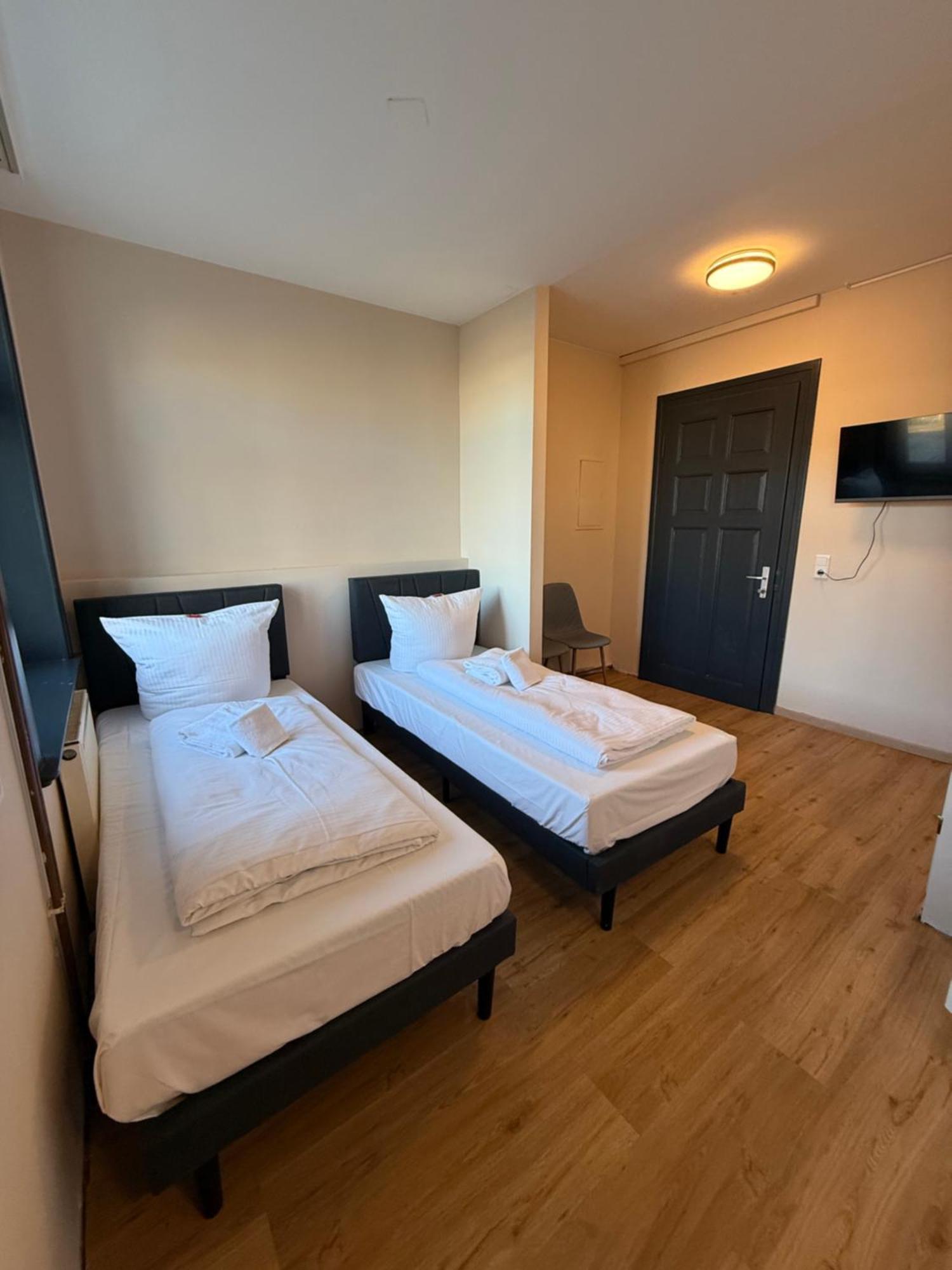 Crown Living Villa Blumenau Studios, Smarttv, Parkplatz Lustenau Dış mekan fotoğraf