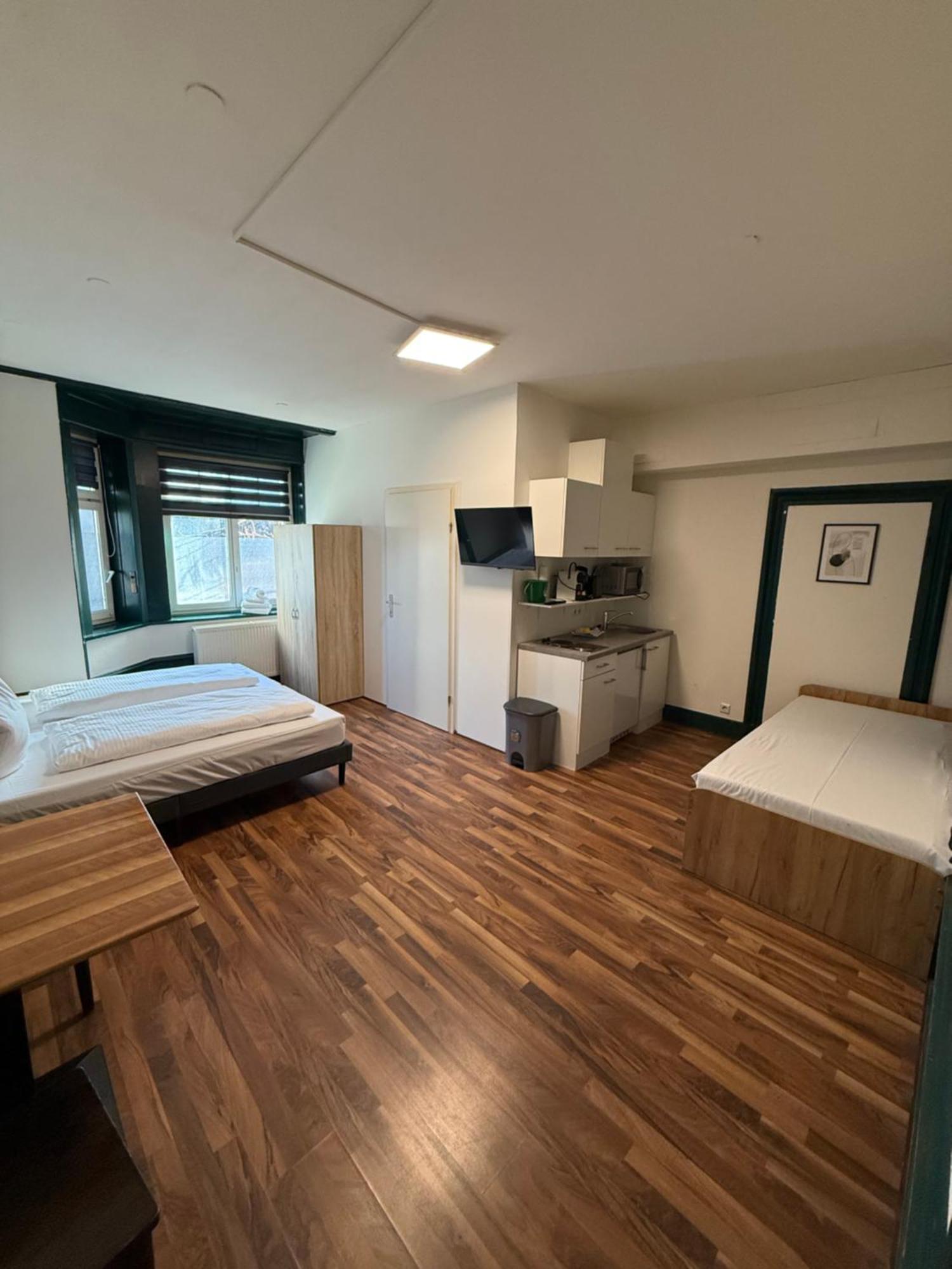 Crown Living Villa Blumenau Studios, Smarttv, Parkplatz Lustenau Dış mekan fotoğraf