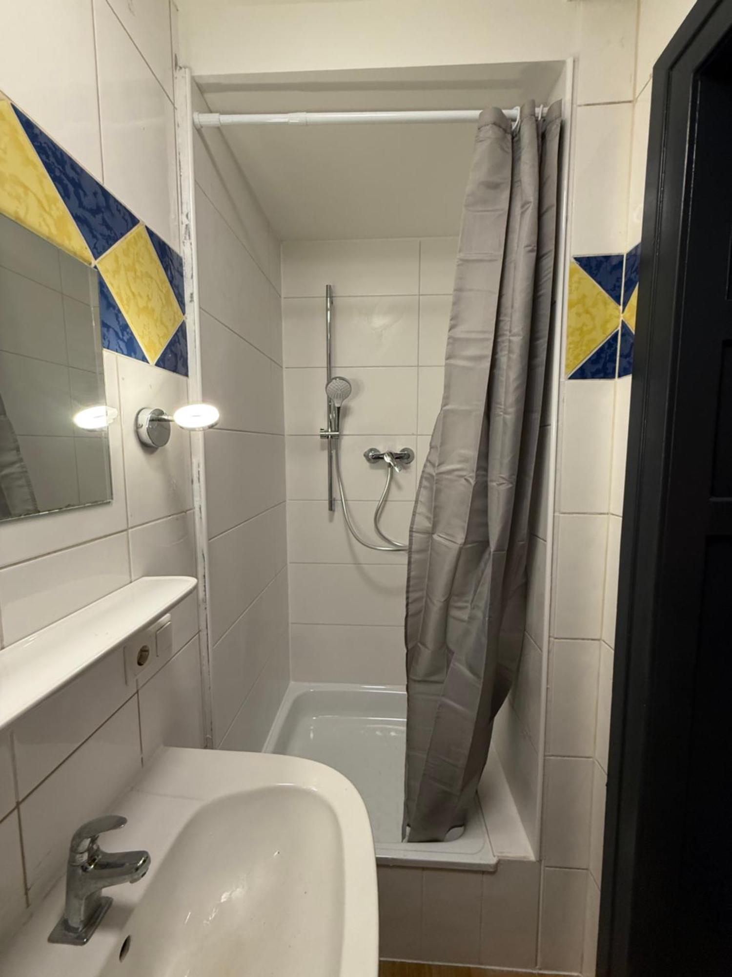Crown Living Villa Blumenau Studios, Smarttv, Parkplatz Lustenau Dış mekan fotoğraf